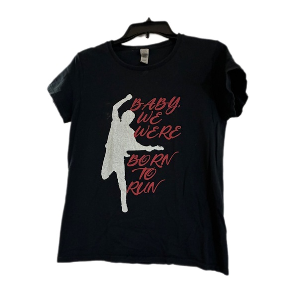 Born To Run  EUC Bruce Springsteen T-Shirt- Medium Black V-neck - Picture 1 of 8